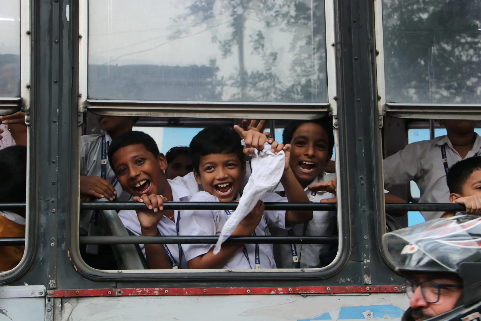 School bus, Mumbai
